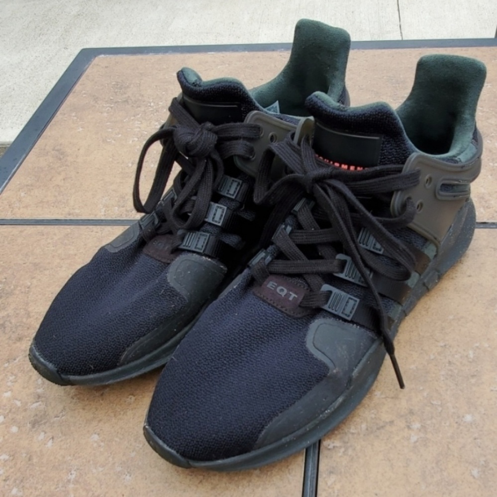 Men's Black ADIDAS Equipment Sneaker Sz 9.5